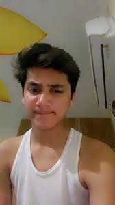 I am from 🇵🇰 Age 16 Student class 10th Come to instagaram 😊