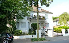 Du möchtest ein haus in bad godesberg mieten oder kaufen. Kraft Immobilien Gmbh Bonn Immobilien Makler Fur Wohnungen Hauser Grundstucke Kapitalanlage Eigentumswohnung Mieten Kaufen Verkaufen Vermieten Bauen Bewerten Projektieren