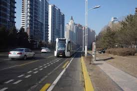 智能轨道快运系统/智轨) is a railless guided bus system for urban passenger transport. China S Self Driving Trackless Rail Bus Starts First Overseas Run Chinadaily Com Cn