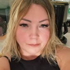 WOW MIND BLOWN! This is easily the top 5 aurora I've ever seen last night  in Norway! The reds were so neon bright it felt unnatural! Best reds I've  ever seen😱😱😱😱