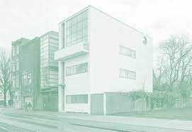 La corbusier 1922 yılında kuzeni pierre jeanneret ile 1950'li yıllara kadar sürecek bir ortaklık kurarak bir stüdyo açtı ve mimariye geri döndü. Maisons De La Weissenhof Siedlung Le Corbusier World Heritage
