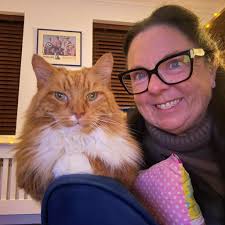 I can't persuade him to come in!