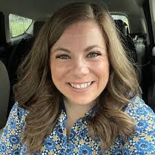 Debra Skidmore's Instagram, Twitter & Facebook