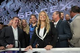 What we learned about Elon Musk and Gwynne Shotwell's relationship during SpaceX's first earnings call