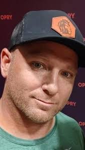 Paul Hedden's Instagram, Twitter & Facebook