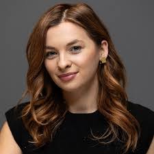 Jen Carbone's Instagram, Twitter & Facebook