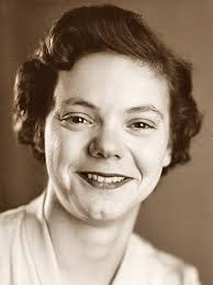 Doriot Anthony Dwyer, 1922