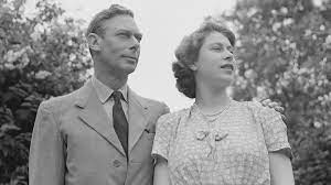 Erzsébet királynő a kormányprogramot a lordok házában. O Volt Ii Erzsebet Edesapja Vi Gyorgy Kiraly Nlc Hu