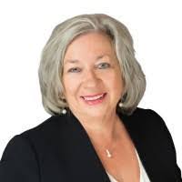 Mandy Bock's Instagram, Twitter & Facebook