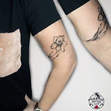 Pin On Siyah Dovmeler By Rad Mashu