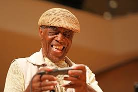 Norman Simmons, Pianist Who Made an Elegant Art Out of Accompaniment, Dies  at 91