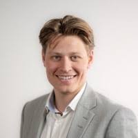 300+ "Liset" profiles