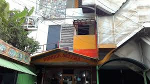 Pelayanan di restoran ini juga cepat, khas rumah makan minang. Gak Takut Laper Lagi 25 Tempat Makan Di Jakarta Ini Buka 24 Jam Lho