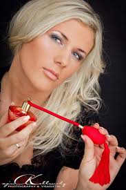 Das FM Parfum Fotoshoting mit Melanie Westphal erfolgreiche FM Group  Beraterin aus dem Norden