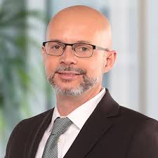 Amazon.com: Lessons From Thought Leaders: 9781735742861: Wilson, Kyle,  Tracy, Brian, Collen, Phil, Marino, Renée, Brown, Les, Waitley, Denis,  Perdue, Mitzi, Burg, Bob, Eastman, Kevin, Ziglar, Tom: Books