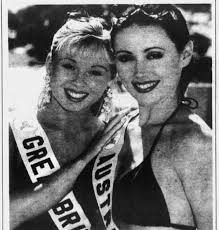 Mais uma candidata municipal eleita para disputar o Miss Espírito Santo no  próximo mês de julho. Ela é a Miss Marataízes, de 19 anos, 1,78 m de altura  e estudante de Psicologia.