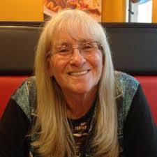 Daniel Rogg's Instagram, Twitter & Facebook