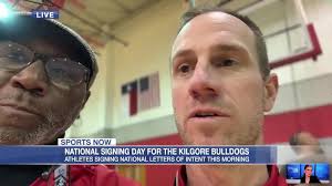 Whitehouse's Katelynn Jones drives in run in ETBU win over LeTourneau