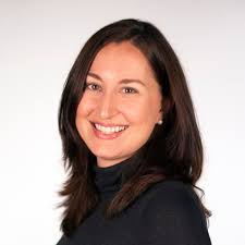 Emily Horne's Instagram, Twitter & Facebook