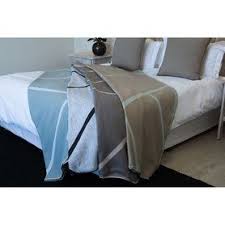 Die Schonsten Plaids Decken Uberwurfe Tagesdecke Asthetisches Design Online Mobel