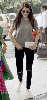 Bollywood Actresses Airport Styles Travel Fashion Ideas Let Us Publish Celebrity Airport Style Womens Fashion Dresses Casual Casual Fashion