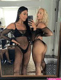 nikkita lyons nude - Sexy photos
