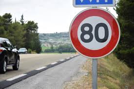 À compter du 1er juillet 2018, la vitesse maximale autorisée passe de 90 à 80 km/h sur routes secondaires sans séparateur central. Routes A 80 Km H Quels Departements Repassent A 90 Km H Infos