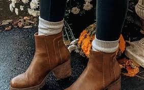 Mia Colten Chelsea Boot Trendy Fall Outfits Trendy Fall Chelsea Boots Outfit