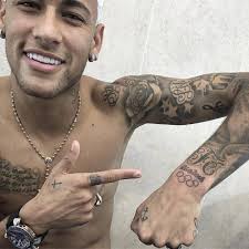 Barcelona forward neymar reveals meaning behind tattoos: Neymar Olympic Rings On Neymars Left Wrist The Tattoo Tatuagem Do Neymar Neymar Tatuagens Tatuagens