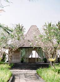 Khayangan Estate Uluwatu Kabupaten Badung Bali Indonesia Destination Wedding Bali Weddings Wedding Venue Ideas Bali Wedding House Styles Luxury Villa
