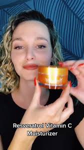 Resveratrol Vitamin C Moisturizer #vine #vinevera #vineveragdl #guadalajara  #face #cream #skincare