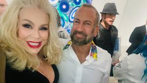 kennyscharf Kenny's opening tonight in #nyc #totahgallery an amazing show  for the #Legend! Dr Kenny Scharf #superstar #major #artist #favoriteArtist  @joeyariasnyc @tonyschafrazi @adrianakaegi #butterboy #butterbelieveit  #DrKennyScharf @bartschland