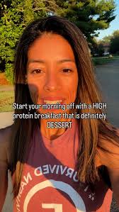 ✨ Protein-Packed Biscoff Overnight Oats ✨, Dessert vibes, breakfast macros.  🍪💪, Here’s what goes in ⬇️, 🥛 180ml Fairlife fat-free lactose-free milk  (but you can also use almond milk or cashew milk