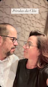 Cléo sendo a Cléo!, Quem conhece as pérola da Cléo?, Prepare-se para uma  nova temporada !, @josericardomessias, @restaurantemontelibano ,  @rodoviariadecascavel, Hashtags:, #RelógioEmGreve ...