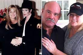 Bad news for the women claiming to be michael jackson 's secret wives: Michael Jackson S Ex Debbie Rowe Sparked Sham Marriage Claims With Secret Romance Mirror Online