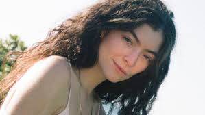 2 days ago · lorde's solar power album is an agreeable trip into the sunlight for a newly unburdened singer who's leaving melodrama far behind her. All About Lorde Solar Power
