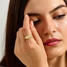 14K Solid Gold Shrimp Croissant Dome Ring