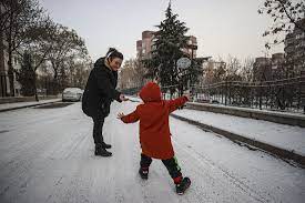 With ryan hansen, matt jones, alan ritchson to finish the turkey bowl, an epic football game against their crosstown rivals that was snowed out 15 years. First Snow In Turkey S Capital Ankara Daily Sabah