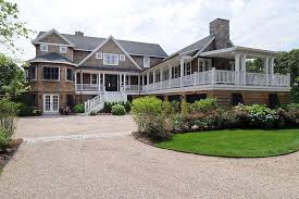29 Lincoln Street Barnstable Ma 02672 Hyannis Port Robert Paul Properties New England Homes Waterfront Homes For Sale Luxury Real Estate