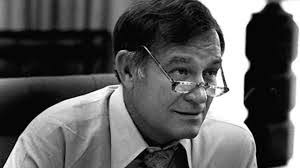 Bo Bolinger's Instagram, Twitter & Facebook