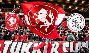 De spelers van fc twente hebben niet alleen zichzelf, maar ook. Fc Twente Ajax Supporters Vlag Twente Insite