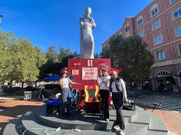 USC Helenes break a longstanding tradition – Annenberg Media