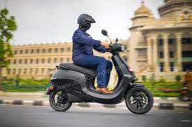 Ola first electric scooter has launched today in india. Ev Ceo Is Testing The Next Ola Electric Scooter And Sharing A Sneak Peek