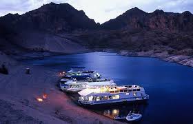 Houseboat Une Magnifique Nuit Etoilee Sur Le Lac Powell