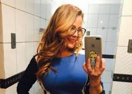 23,800 likes · 116 talking about this. Fotos Cathy Barriga Se Luce Con Nuevo Uniforme Para Funcionarias Municipales La Opinon Cl Noticias De Temuco Y Araucania