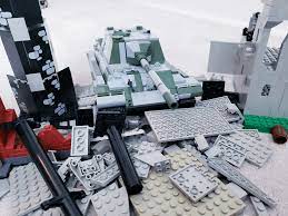 pin on vehiculos militares lego