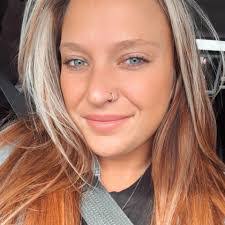 Isabelle Foreman's Instagram, Twitter & Facebook