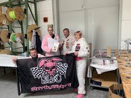 Spendenübergabe der Firma Seidl • Streetbunnycrew.net denn wir sind ROSA