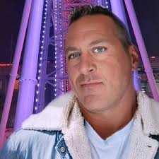 Lon Ferguson (@lonnotjuan)