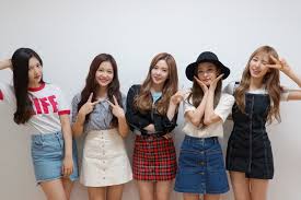 Discover the magic of the internet at imgur, a community powered entertainment destination. Kpop Korean Skirt Outfit Ezu Photo Mobile